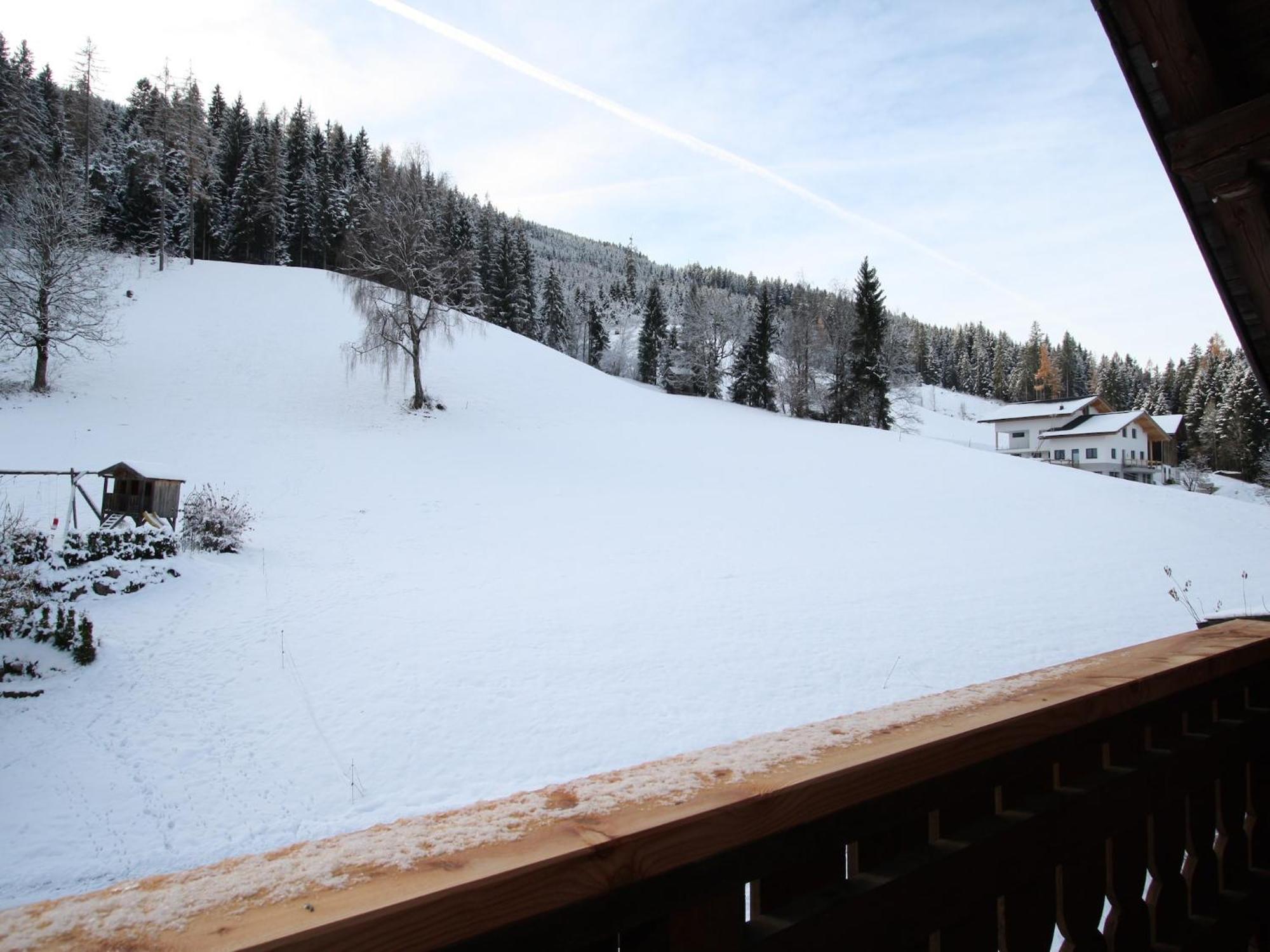 Sprawling Mansion Near Ski Area In Salzburg Ебен им Понгау Екстериор снимка